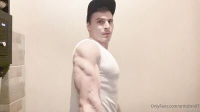 armzbro97 armzbro97 0989 - free gay porn
