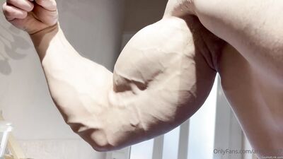 armzbro97 armzbro97 1339 - free gay porn