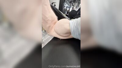 armzbro97 armzbro97 1113 - free gay porn