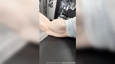 armzbro97 armzbro97 1113 - free gay porn