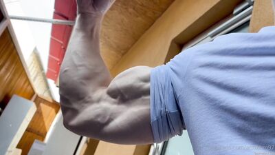 armzbro97 armzbro97 0189 - free gay porn