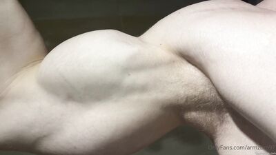 armzbro97 armzbro97 0937 - free gay porn