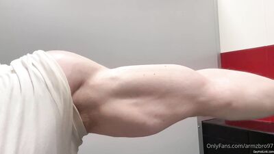 armzbro97 armzbro97 0340 - free gay porn