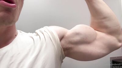 armzbro97 armzbro97 0340 - free gay porn
