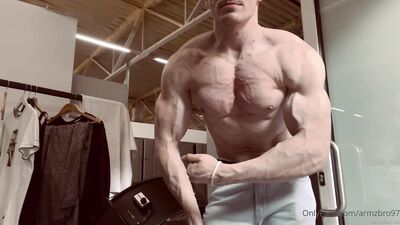 armzbro97 armzbro97 1365 - free gay porn