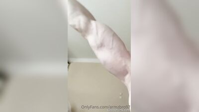 armzbro97 armzbro97 1315 - free gay porn