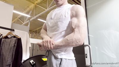 armzbro97 armzbro97 1303 - free gay porn