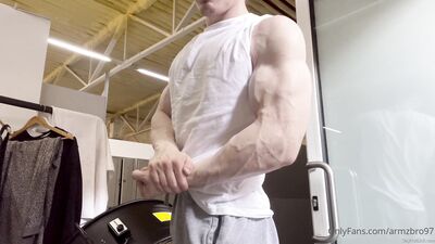 armzbro97 armzbro97 1303 - free gay porn