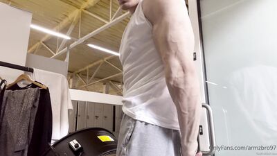 armzbro97 armzbro97 1303 - free gay porn