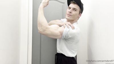armzbro97 armzbro97 1058 - free gay porn