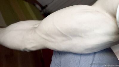 armzbro97 armzbro97 0377 - free gay porn