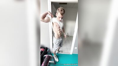 armzbro97 armzbro97 0590 - free gay porn