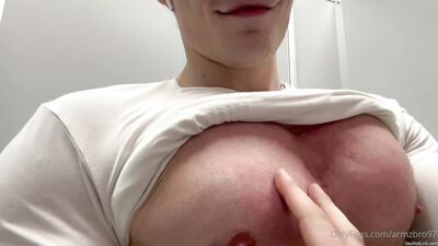 armzbro97 armzbro97 1099 - free gay porn
