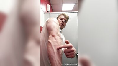 armzbro97 armzbro97 0625 - free gay porn