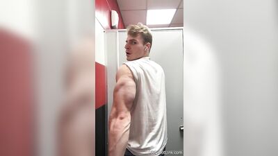 armzbro97 armzbro97 0625 - free gay porn