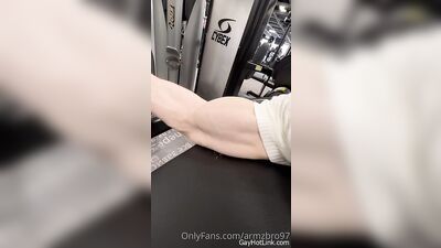 armzbro97 armzbro97 0458 - free gay porn