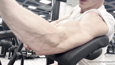 armzbro97 armzbro97 0336 - free gay porn
