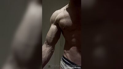 armzbro97 armzbro97 1021 - free gay porn