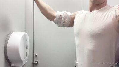 armzbro97 armzbro97 1215 - free gay porn