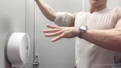 armzbro97 armzbro97 1215 - free gay porn