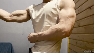 armzbro97 armzbro97 1332 - free gay porn