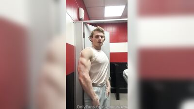 armzbro97 armzbro97 1086 - free gay porn