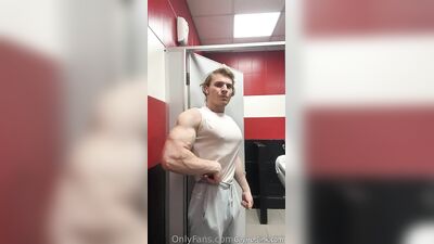 armzbro97 armzbro97 1086 - free gay porn