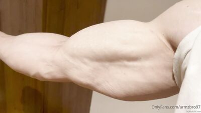 armzbro97 armzbro97 1543 - free gay porn