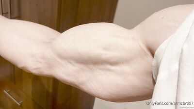 armzbro97 armzbro97 1543 - free gay porn
