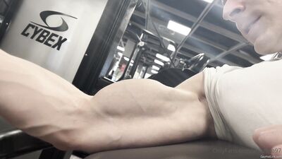 armzbro97 armzbro97 1245 - free gay porn