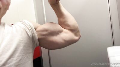 armzbro97 armzbro97 1419 - free gay porn