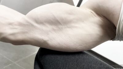 armzbro97 armzbro97 0232 - free gay porn