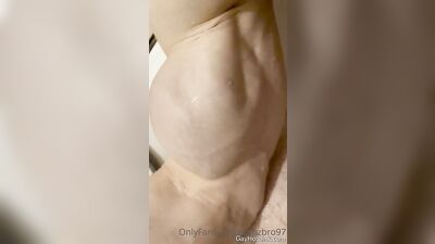 armzbro97 armzbro97 0830 - free gay porn