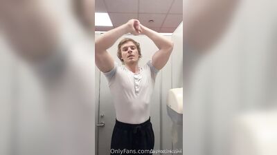 armzbro97 armzbro97 1067 - free gay porn