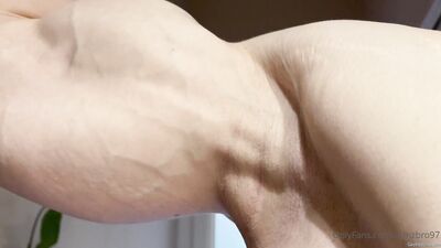 armzbro97 armzbro97 0426 - free gay porn