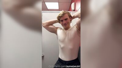 armzbro97 armzbro97 1233 - free gay porn