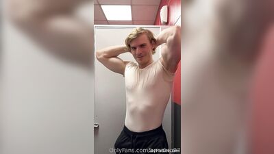 armzbro97 armzbro97 1233 - free gay porn