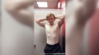 armzbro97 armzbro97 1233 - free gay porn