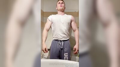 armzbro97 armzbro97 1291 - free gay porn