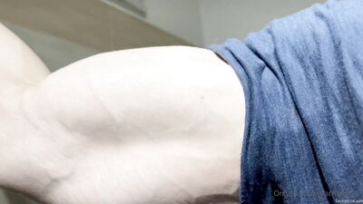 armzbro97 armzbro97 1369 - free gay porn
