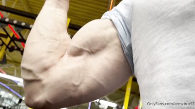armzbro97 armzbro97 0874 - free gay porn