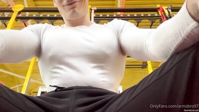 armzbro97 armzbro97 1268 - free gay porn