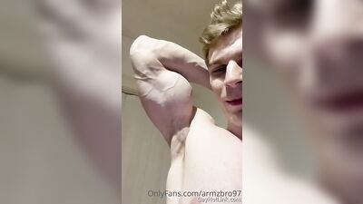 armzbro97 armzbro97 1129 - free gay porn