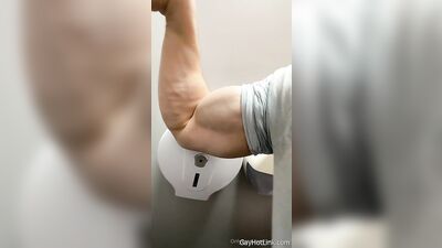 armzbro97 armzbro97 1312 - free gay porn