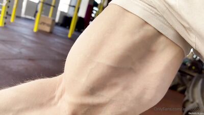 armzbro97 armzbro97 1304 - free gay porn