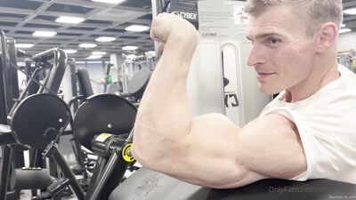 armzbro97 armzbro97 0851 - free gay porn