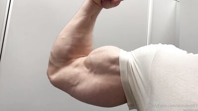 armzbro97 armzbro97 1131 - free gay porn