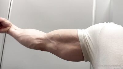 armzbro97 armzbro97 1131 - free gay porn