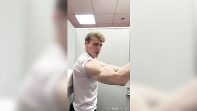 armzbro97 armzbro97 0224 - free gay porn
