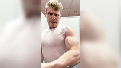 armzbro97 armzbro97 0224 - free gay porn